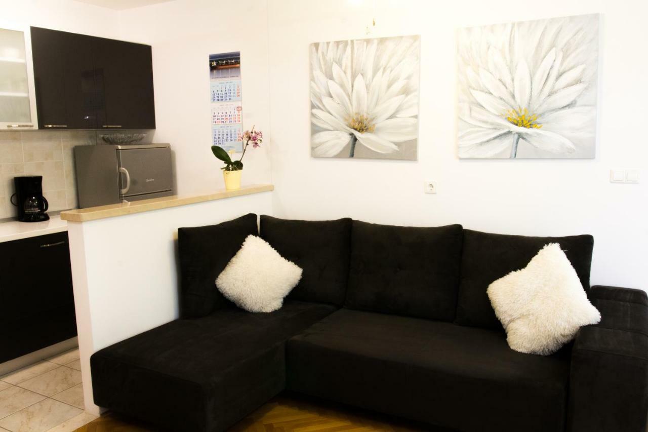 Villa Silvija Mlini Bagian luar foto
