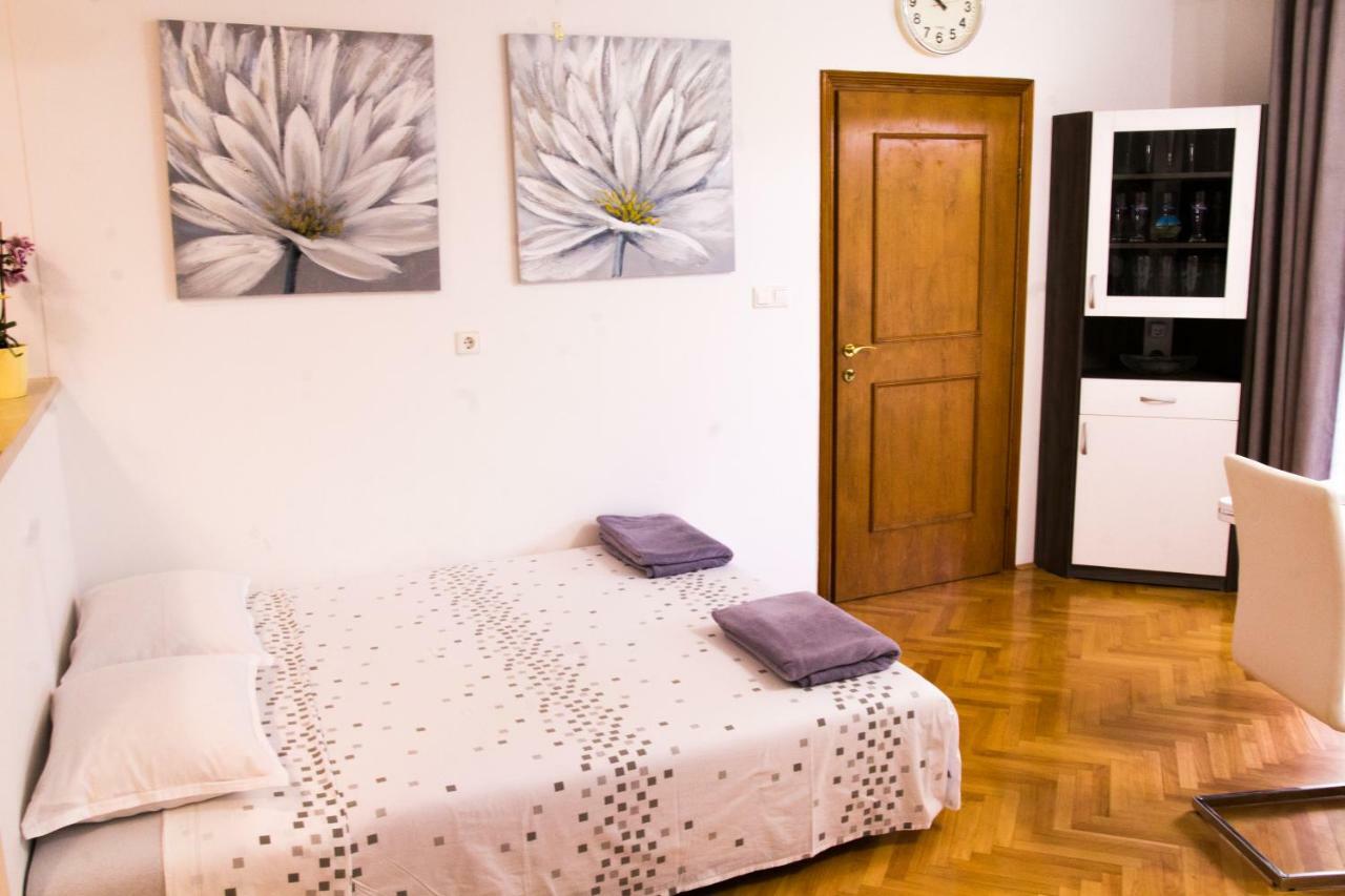 Villa Silvija Mlini Bagian luar foto