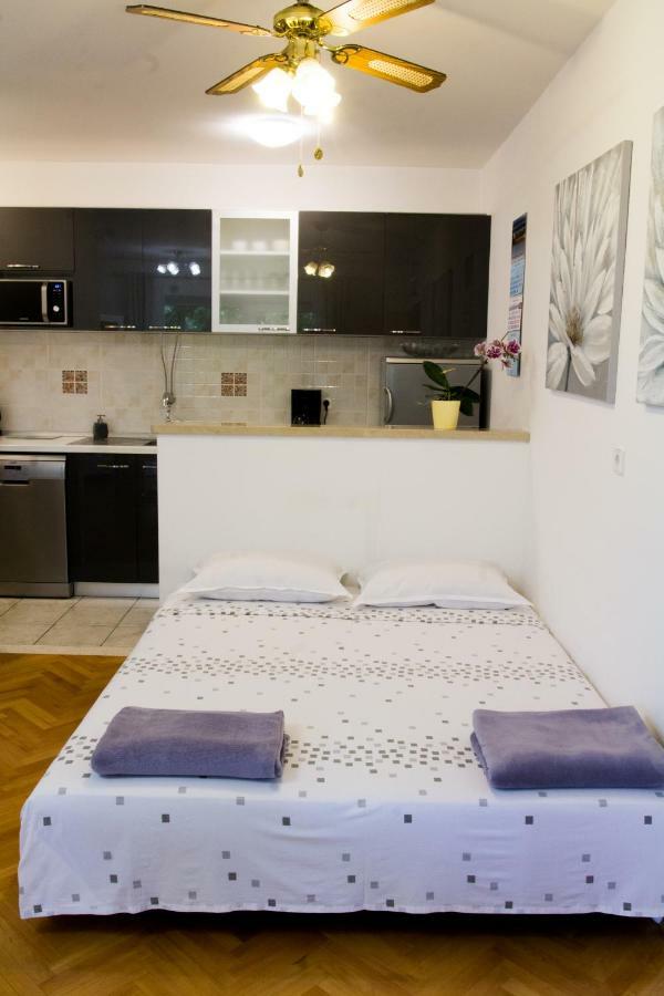 Villa Silvija Mlini Bagian luar foto