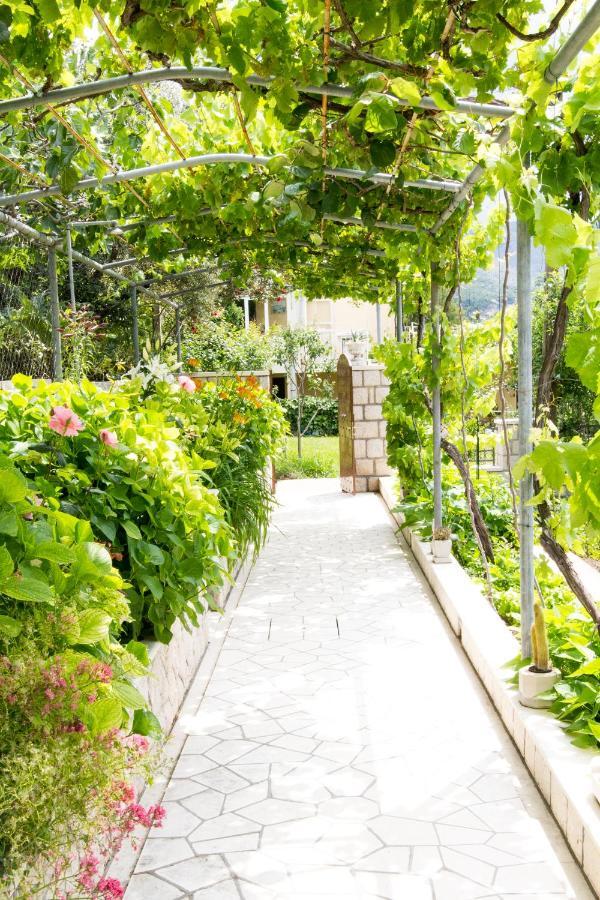 Villa Silvija Mlini Bagian luar foto